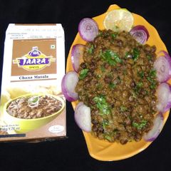 A picture of Chana masala.