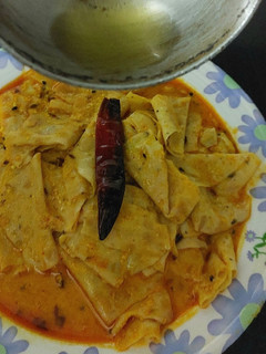 દહીં પાપડ સબ્જી (Curd Papad Sabji Recipe In Gujarati) રેસીપી મુખ્ય ફોટો
