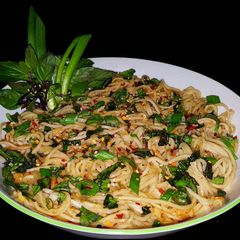 A picture of Mike's Extreme Garlic Thai Ramen Noodles.