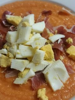 Una foto de Salmorejo cordobés