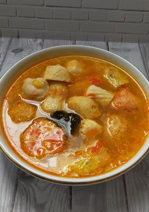 Foto resep Tom Yum Bakso Seafood