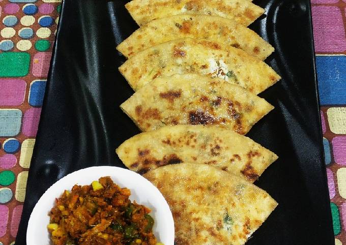 Gobhi & paneer ke paranthe with Haldi ka Achar