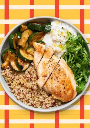 Une photo de Bowl Quinoa Poulet Sauce Yaourt
