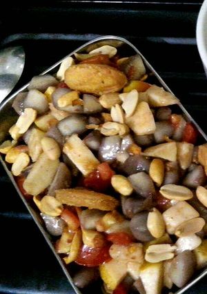 A picture of Boiled Chest Nut Chaat.