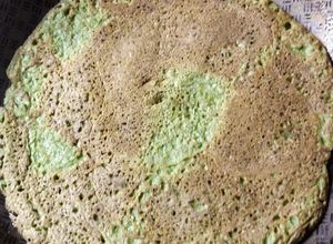 Una foto de Panqueques verdes e integrales