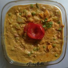 A picture of Hyderabadi curry.