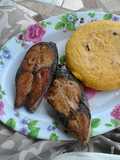 Rueda de sierra con arepa. Caribe venezolano. una delicia