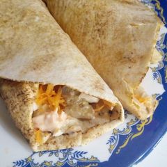 A picture of Chicken shawarma.