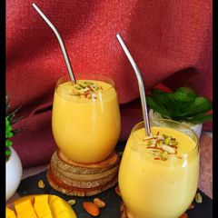 A picture of Mango Lassi.