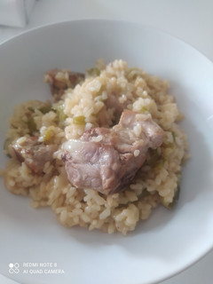 Una foto de Arroz meloso con costillas