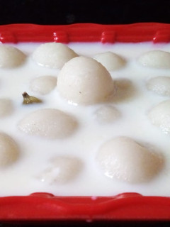 தலைப்பு : பால் கொழுக்கட்டை(pal kolukattai recipe in tamil) செய்முறை முக்கிய புகைப்படம்