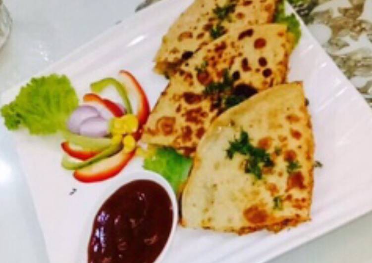Steps to Prepare Quick Mexican Quessadilla….stuffed parantha