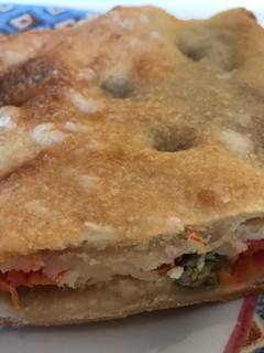 Una foto de Focaccia rellena