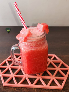 A picture of Watermelon juice.