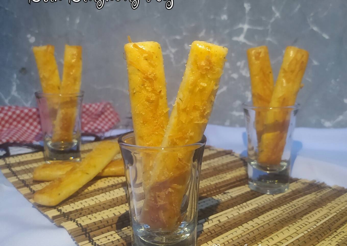 Stik Singkong Keju