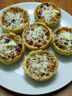 চীজ চিকেন বেকড কটোরি (chees chicken baked katori recipe in Benga রেসিপির প্রধান ছবি