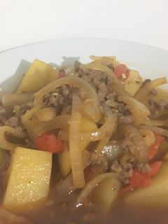 Foto resep Semur Kentang dan Daging Giling