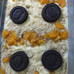 A picture of Vanilla oreo custard.