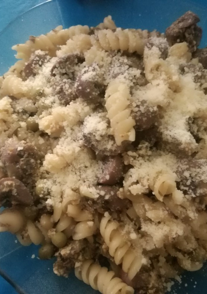 Una foto de Riñón salteado con fideos