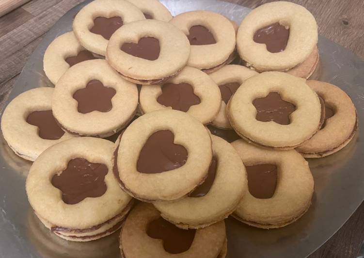 Petits sablés de fourrés à la pâte à tartiner