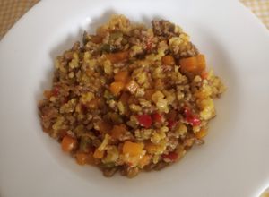 Una foto de Arroz con carne picada de ternera