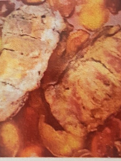 Una foto de Solomillo cerdo con piña y almendras