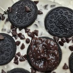A picture of Oreo delight.