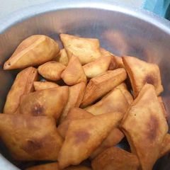 A picture of Mahamri.