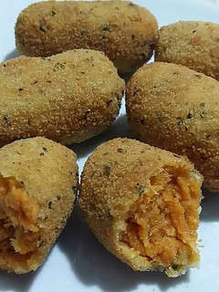 Una foto de Croquetas de ajobacalao