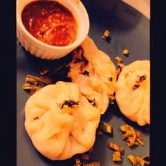 A picture of Chicken veggies momos.