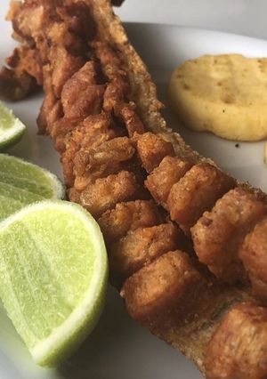 Una foto de Chicharrones en pitadora