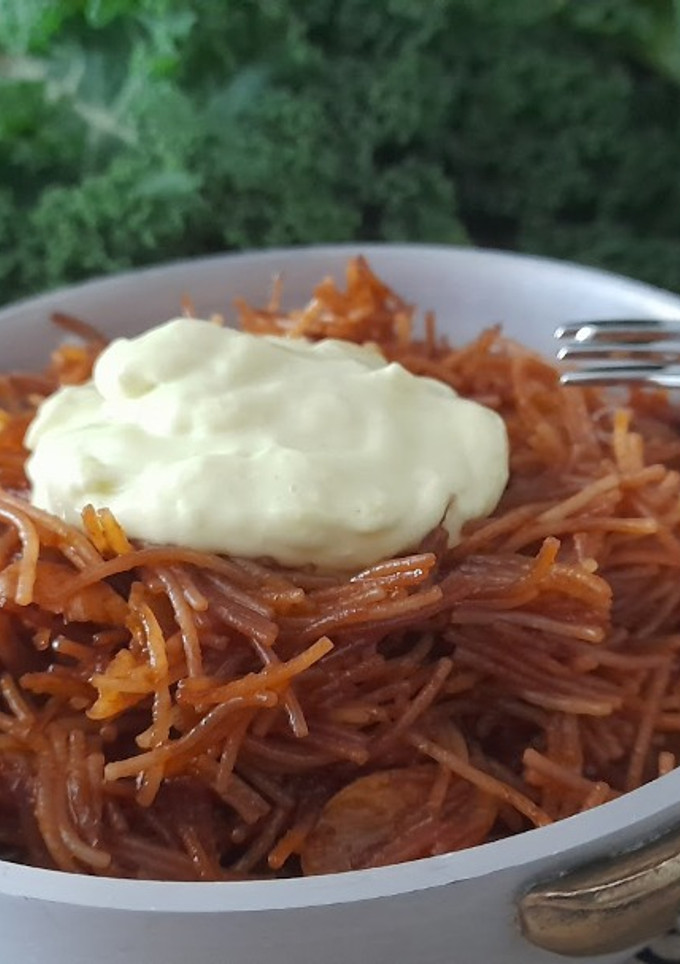Una foto de Fideos fritos crujientes