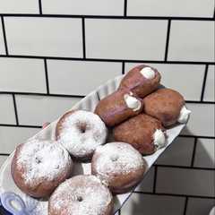 Donat Ubi Ungu Fluffy রেসিপির প্রধান ছবি