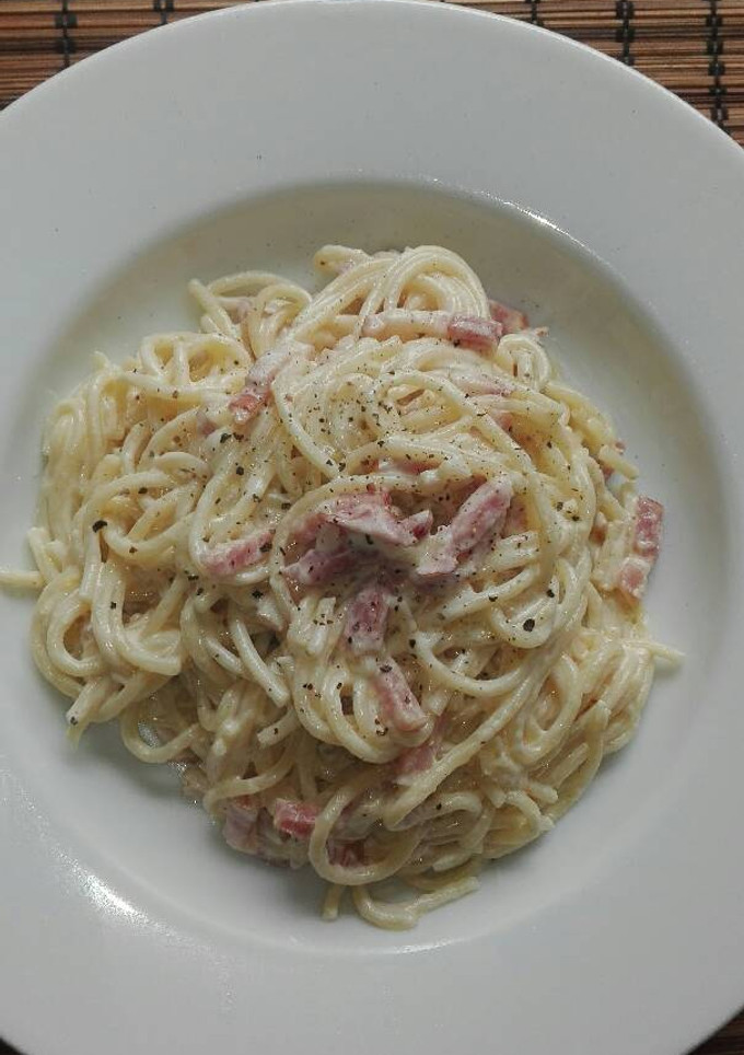 Una foto de Spaghetti a la carbonara