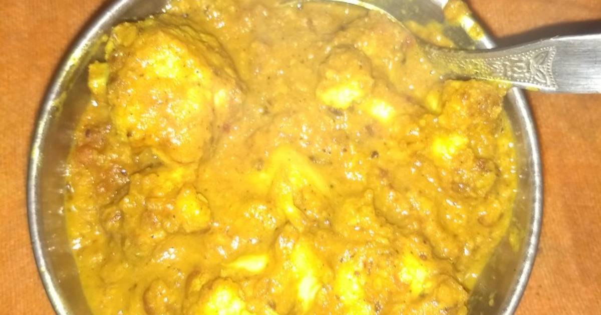 KONGUNAD CAULIFLOWER KUZHAMBU (Tamil Cauliflower Kurma) Recipe by Sanju