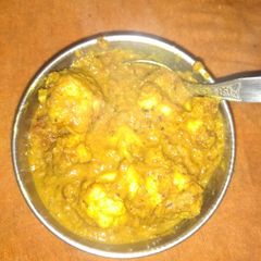 A picture of KONGUNAD CAULIFLOWER KUZHAMBU (Tamil Cauliflower Kurma).