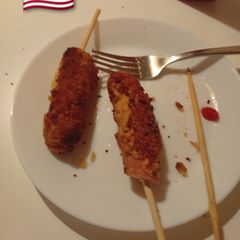 A picture of Corn dog.