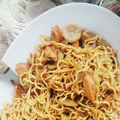 A picture of Chinese Fried Noodle.