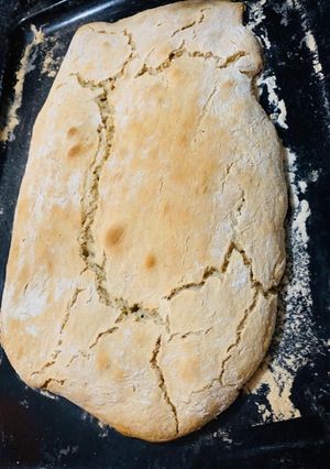 Una foto de Pan ciabatta rico y crujiente