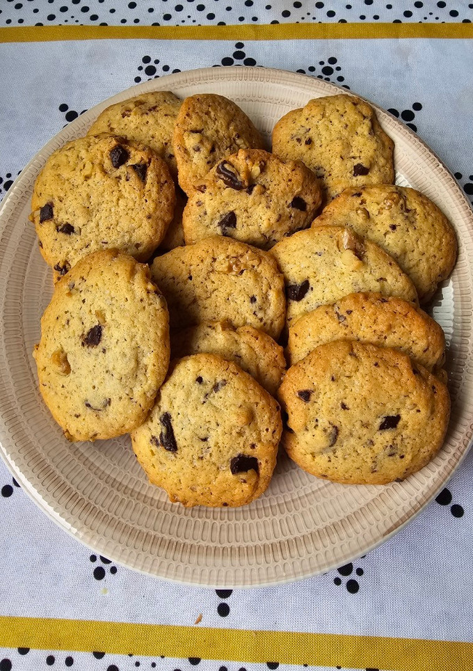Una foto de Cookies de chocolate y nueces