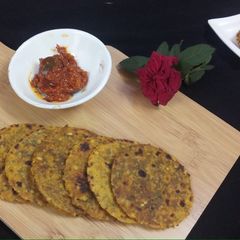 A picture of Rajasthani korma roti.