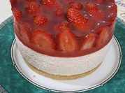 Uma foto de morango cheesecake