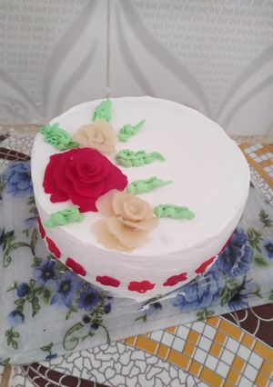 عکسی از دستور کیک با تزئین گل رز ژلاردی