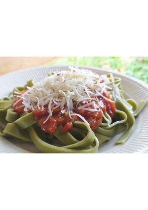 Foto resep Spinach Fettuccine with homemade bolognese sauce