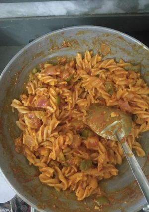पास्ता (Pasta recipe in hindi) रेसिपी मुख्य फोटो