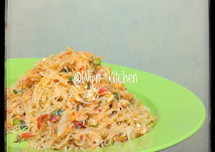 Cara termudah Mempersiapkan Bihun Goreng Teriyaki Simple ...