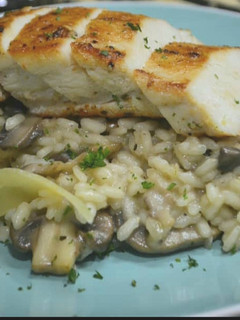 Una foto de Risotto de pollo con champiñones