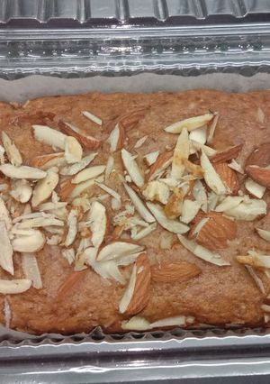 बादाम केक (badam cake recipe in Hindi) रेसिपी मुख्य फोटो