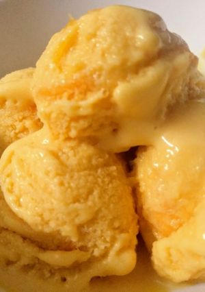 A picture of Mango ice cream.