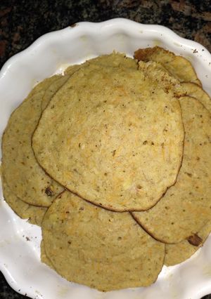 Una foto de 🍪 de avena, miel banana y zanahorias (vegetarianas) 😋🤩🤗